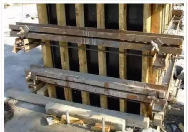 混凝土這樣施工，沒(méi)有蜂窩麻面、不爛根，還能間接縮短工期！